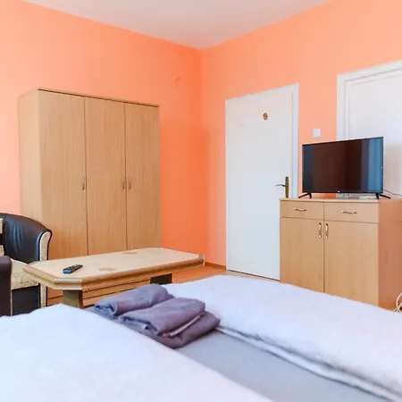 Homestay Smestaj Stai, U Ulici Nikole Tesle 10, Soko Banja
