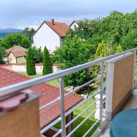 Smestaj Stai, U Ulici Nikole Tesle 10, Homestay Soko Banja