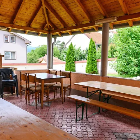 Smestaj Stai, U Ulici Nikole Tesle 10, Homestay *