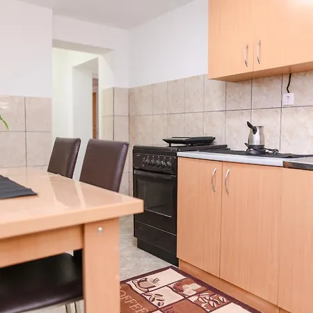 Smestaj Stai, U Ulici Nikole Tesle 10, Homestay