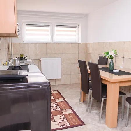 Homestay Smestaj Stai, U Ulici Nikole Tesle 10,