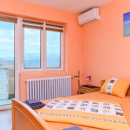 Smestaj Stai, U Ulici Nikole Tesle 10,